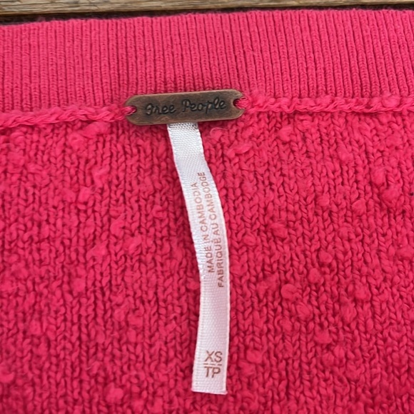 Free People Found My Friend Sweatshirt Pink Bouchle
Balloon Preppy Boho Barbie - Picture 7 of 11